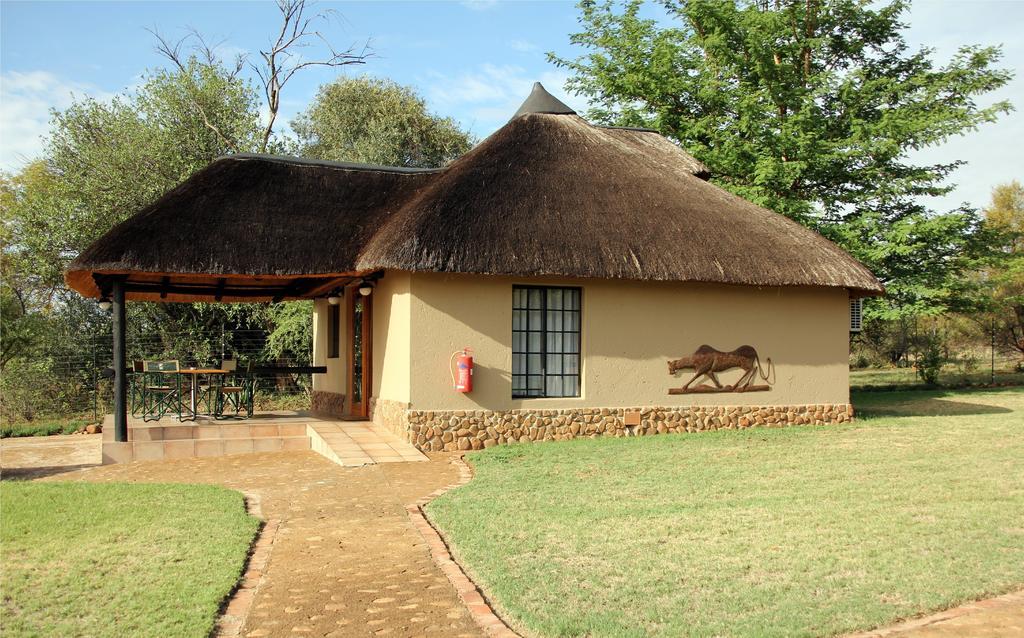 Ukutula Lion Lodge Beestekraal  Phòng bức ảnh